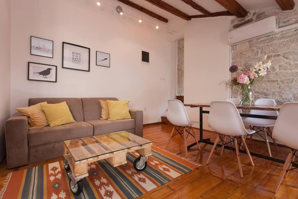Vintage Apartment Rovinj Old Town Bagian luar foto