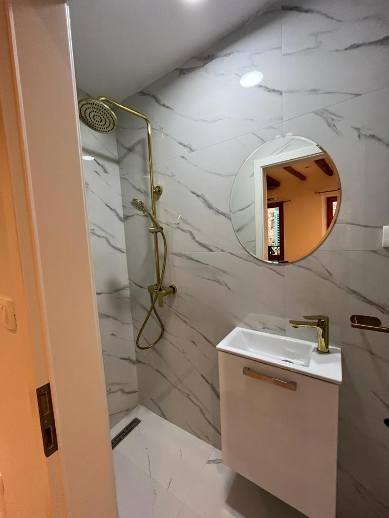 Vintage Apartment Rovinj Old Town Bagian luar foto