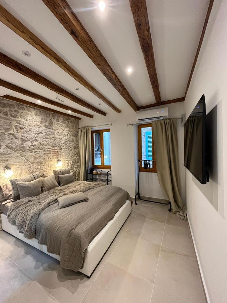 Vintage Apartment Rovinj Old Town Bagian luar foto